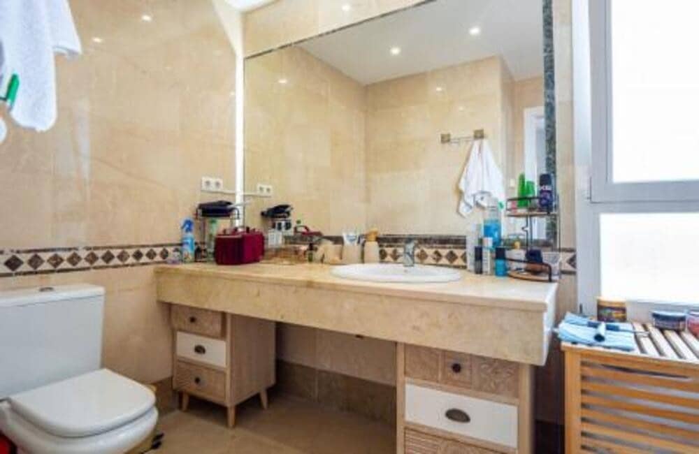 2 chambre Maison de Ville à vendre à Nueva Andalucia avec piscine garage - 715 000 € (Ref: 9786011)