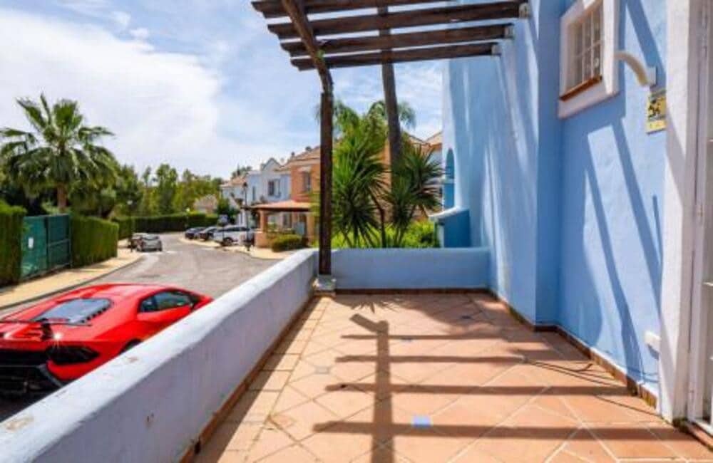 2 chambre Maison de Ville à vendre à Nueva Andalucia avec piscine garage - 715 000 € (Ref: 9786011)
