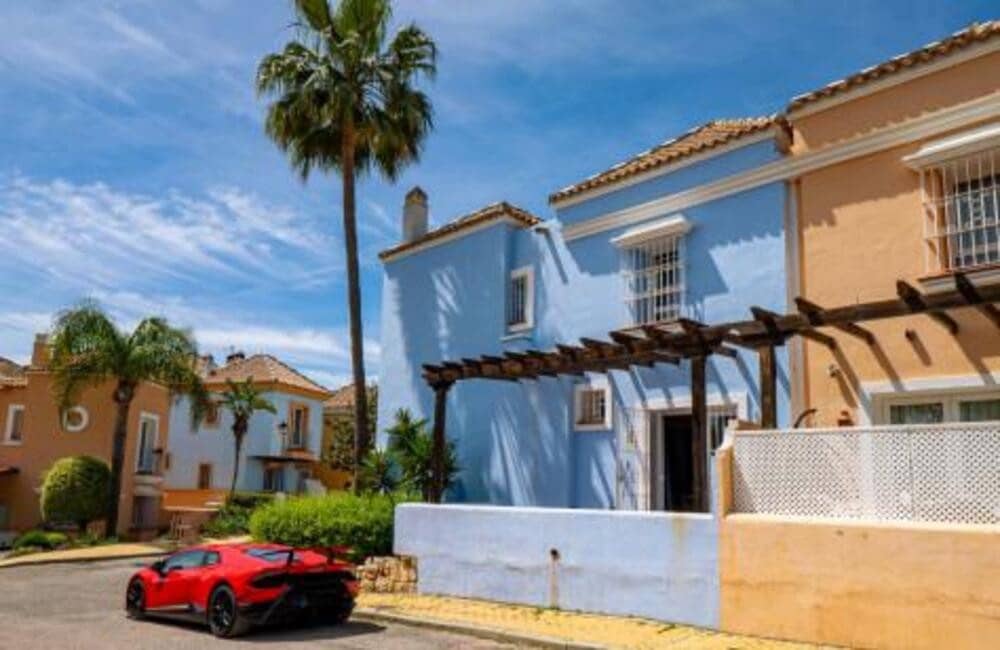 2 chambre Maison de Ville à vendre à Nueva Andalucia avec piscine garage - 715 000 € (Ref: 9786011)