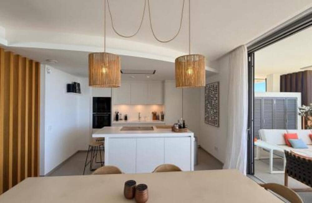 Appartement de 3 chambres à louer à Benahavis avec piscine garage - 6 250 € (Ref: 9788095)
