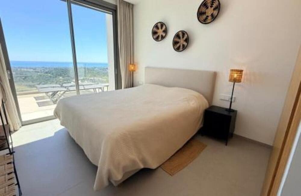 Appartement de 3 chambres à louer à Benahavis avec piscine garage - 6 250 € (Ref: 9788095)