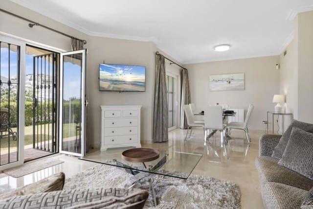 3 Zimmer Apartment zu vermieten in La Quinta, Benahavís mit Pool Garage - 3.500 € (Ref: 9788098)