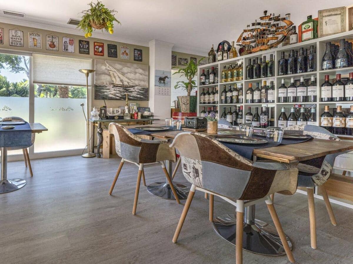 2 makuuhuone Huoneisto vuokrattavana paikassa Marbella mukana uima-altaan 
autotalli - 2 500 € (Ref: 9793925)