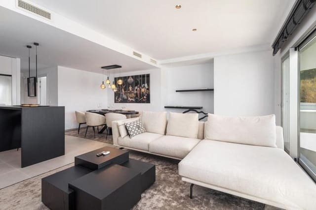 3 makuuhuone Huoneisto myytävänä paikassa Cancelada, Estepona mukana uima-altaan 
autotalli - 570 000 € (Ref: 9793926)