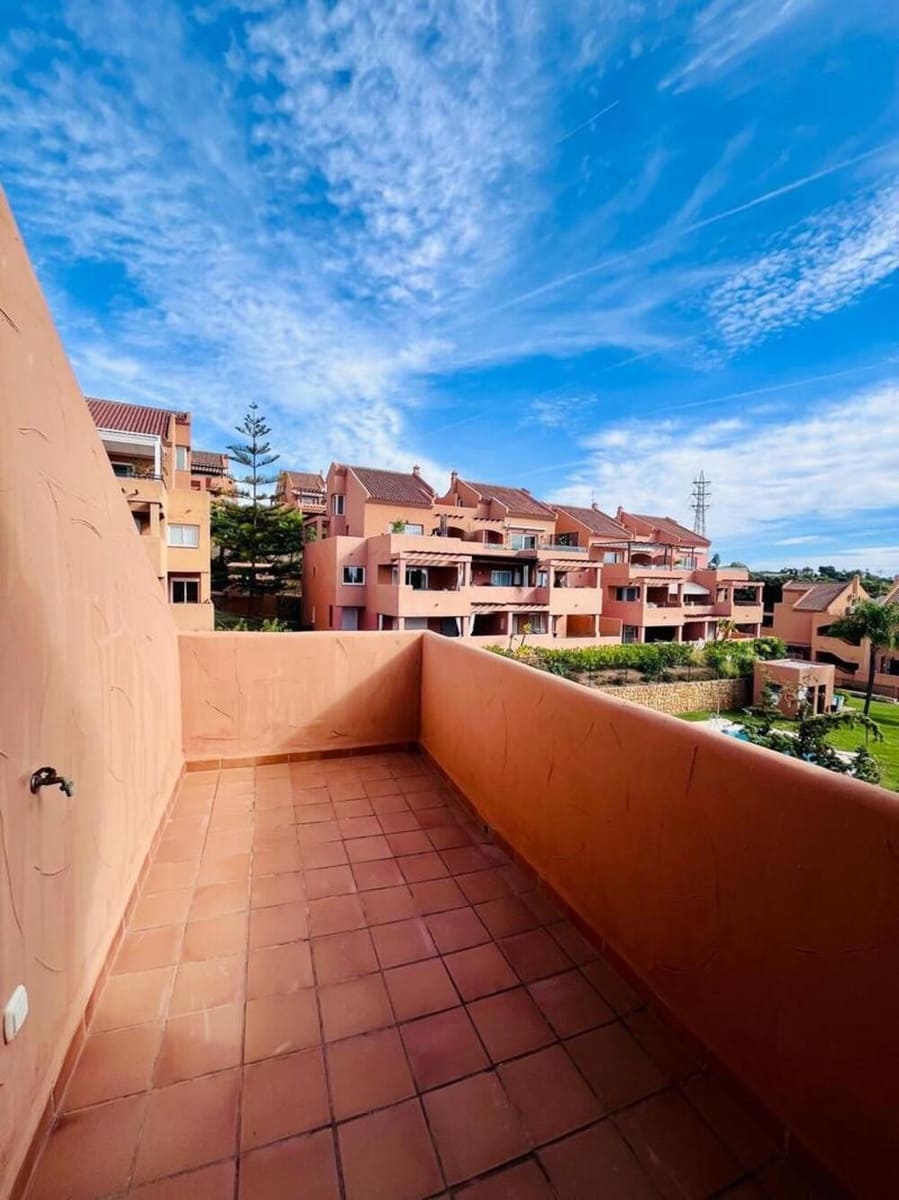 2 sovrum Takvåning till salu i Marbella med pool garage - 440 000 € (Ref: 9793927)