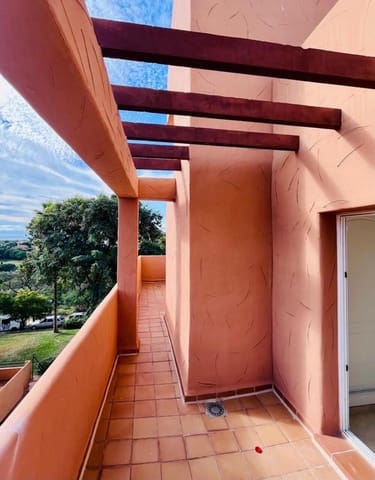 2 soverom Penthouse til salgs i Santa María, Marbella med svømmebasseng garasje - € 440 000 (Ref: 9793927)