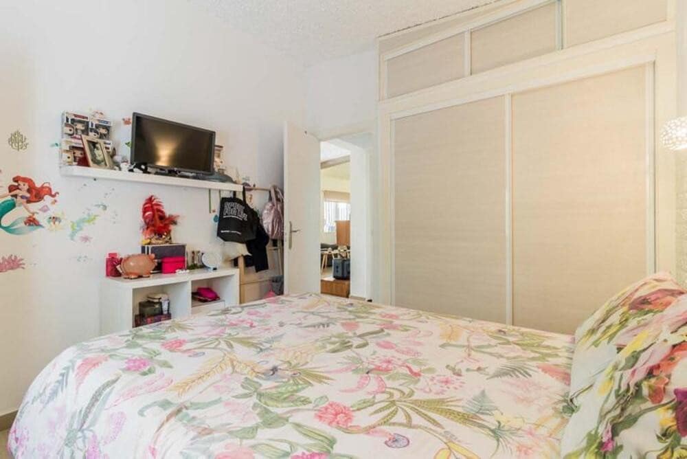 2 bedroom Villa for sale in Estepona with pool garage - € 695,000 (Ref: 9793929)