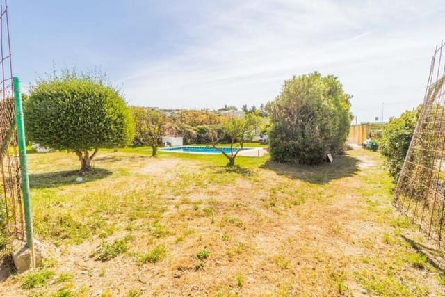 2 chambre Villa/Maison à vendre à Centro, Estepona avec piscine garage - 695 000 € (Ref: 9793929)