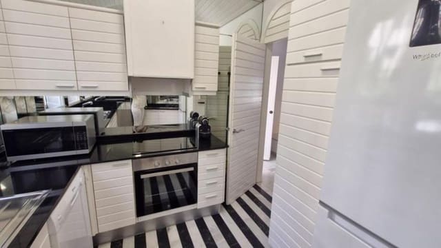 3 soveværelse Byhus til leje i Lomas De Marbella, Marbella med swimmingpool garage - € 2.750 (Ref: 9796839)