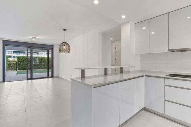 2 quarto Apartamento para venda em Cancelada, Estepona com piscina garagem - 495 000 € (Ref: 9796841)