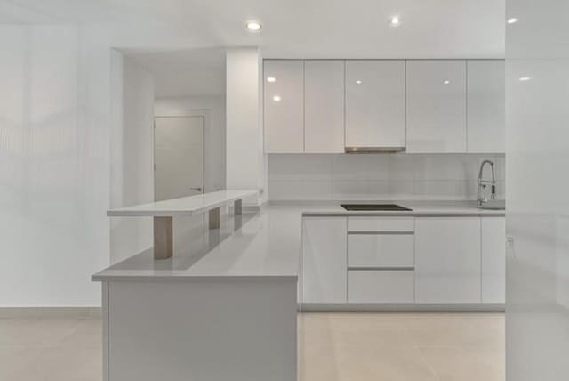 2 quarto Apartamento para venda em Cancelada, Estepona com piscina garagem - 495 000 € (Ref: 9796841)