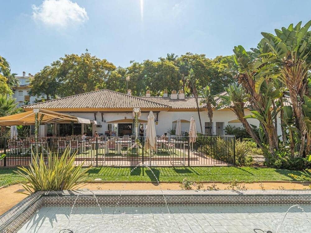 2 sovrum Lägenhet att hyra i Marbella med pool garage - 2 500 € (Ref: 9798553)