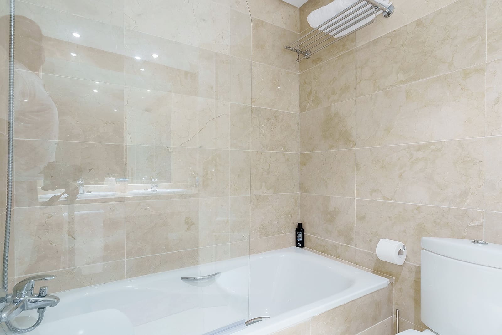 2 sovrum Lägenhet att hyra i Marbella med pool garage - 2 500 € (Ref: 9798553)