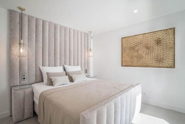 6 bedroom Villa for rent in Nagüeles Alto, Marbella with pool garage - € 25,000 (Ref: 9798557)