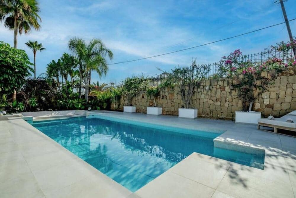 6 Zimmer Villa zu vermieten in Marbella mit Pool Garage - 25.000 € (Ref: 9798557)