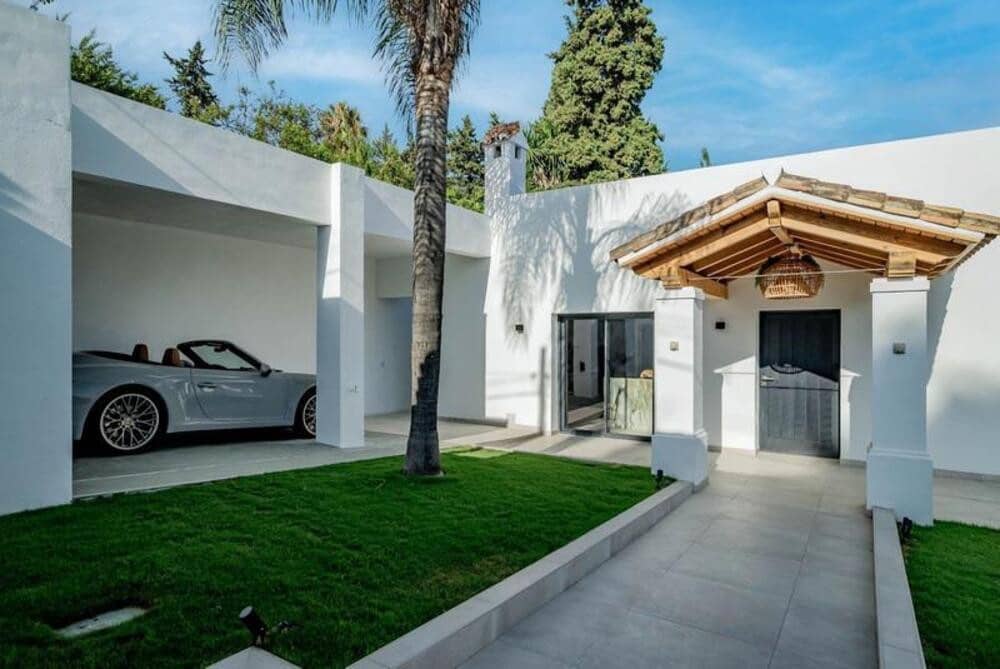 6 Zimmer Villa zu vermieten in Marbella mit Pool Garage - 25.000 € (Ref: 9798557)
