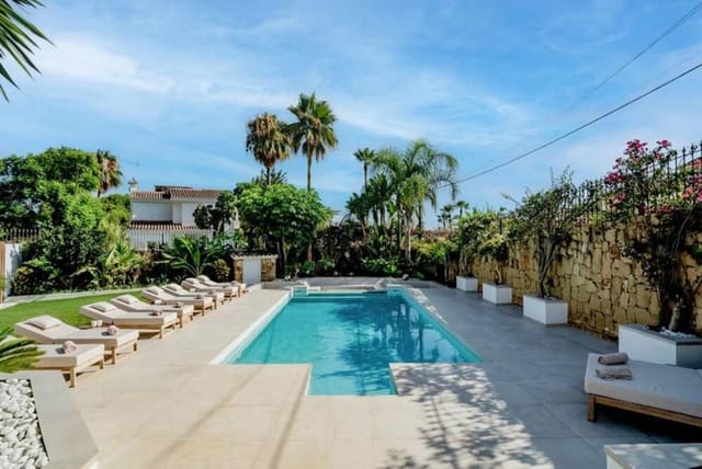 6 bedroom Villa for rent in Nagüeles Alto, Marbella with pool garage - € 25,000 (Ref: 9798557)