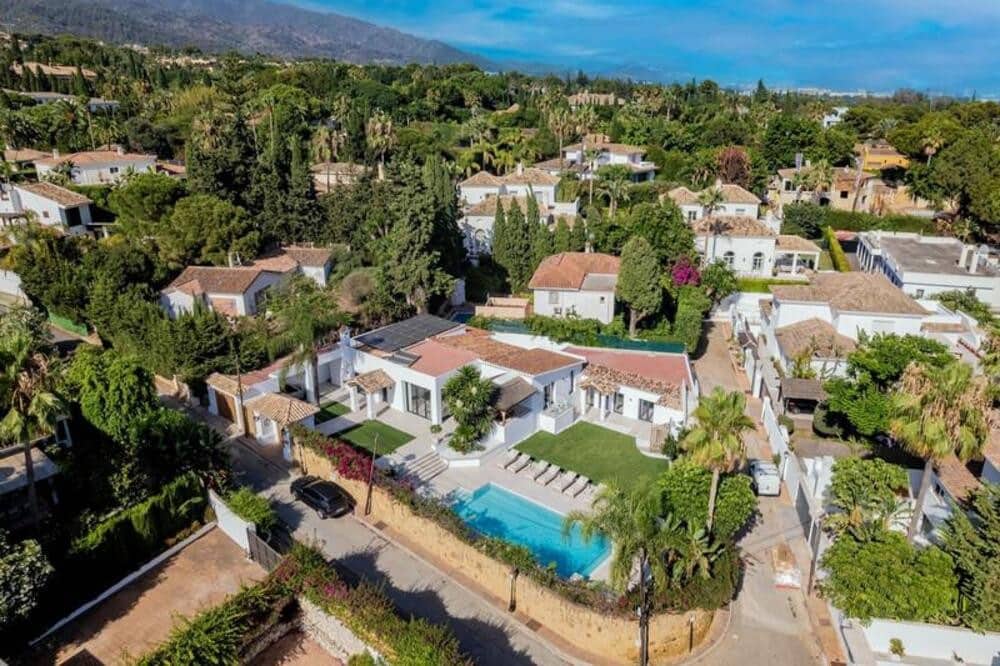 6 Zimmer Villa zu vermieten in Marbella mit Pool Garage - 25.000 € (Ref: 9798557)