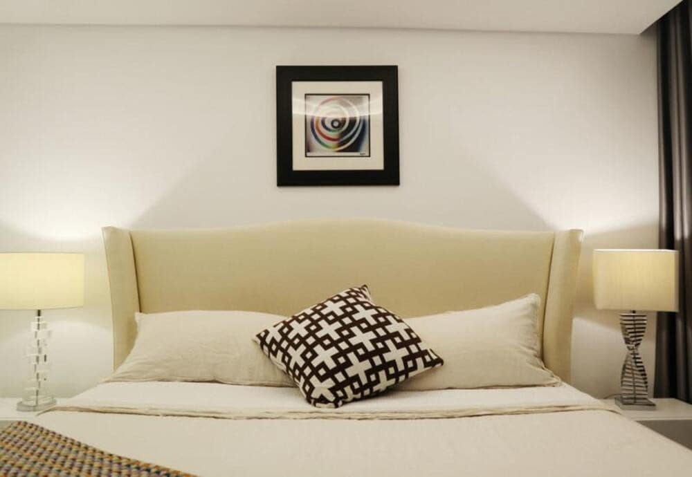 Villa/Maison Semi-Mitoyenne de 3 chambres à louer à Estepona avec piscine garage - 8 000 € (Ref: 9798558)