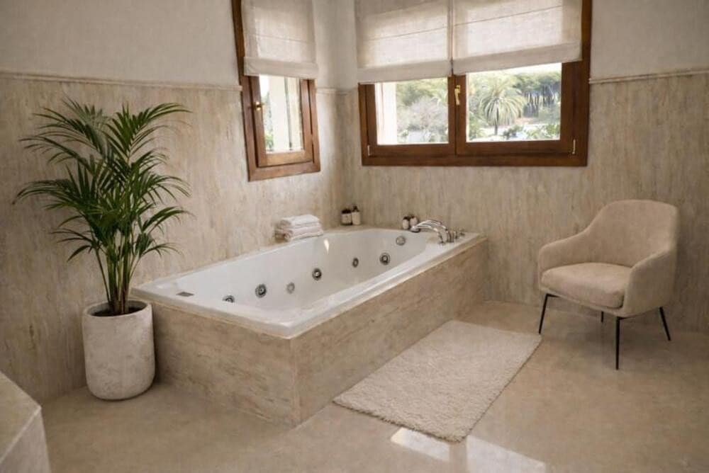 5 Zimmer Villa zu vermieten in Marbella mit Pool Garage - 9.500 € (Ref: 9798559)