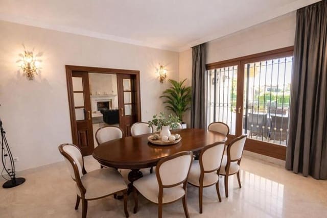 5 Zimmer Villa zu vermieten in El Rosario, Marbella mit Pool Garage - 9.500 € (Ref: 9798559)