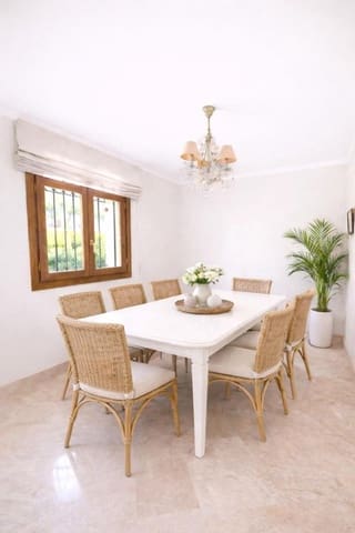 5 Zimmer Villa zu vermieten in El Rosario, Marbella mit Pool Garage - 9.500 € (Ref: 9798559)