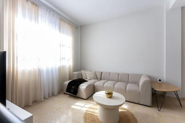 3 chambre Villa/Maison Semi-Mitoyenne à vendre à Cabopino - Artola, Marbella avec piscine garage - 649 000 € (Ref: 9798560)