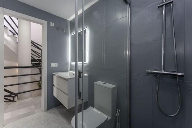 3 soveværelse Semi-Rækkehus til salg i Cabopino - Artola, Marbella med swimmingpool garage - € 649.000 (Ref: 9798560)
