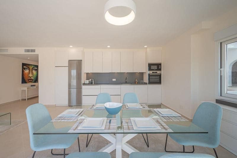 2 Zimmer Apartment zu vermieten in Marbella mit Pool Garage - 3.500 € (Ref: 9803988)