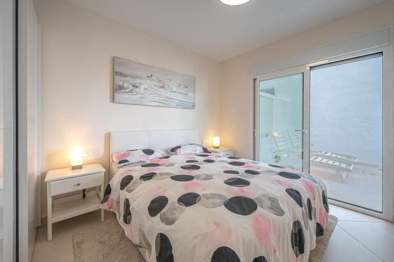 2 Zimmer Apartment zu vermieten in Marbella mit Pool Garage - 3.500 € (Ref: 9803988)