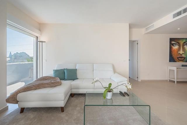 2 Zimmer Apartment zu vermieten in Lomas De Marbella, Marbella mit Pool Garage - 3.500 € (Ref: 9803988)