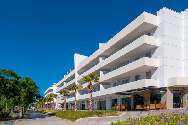 3 soverom Leilighet til leie i Nueva Alcántara, Marbella med svømmebasseng garasje - € 3 400 (Ref: 9803989)