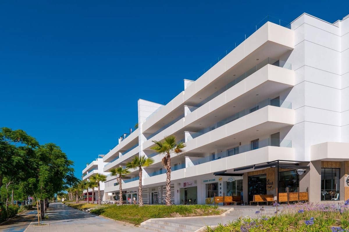 3 makuuhuone Huoneisto vuokrattavana paikassa San Pedro de Alcantara mukana uima-altaan 
autotalli - 3 400 € (Ref: 9803989)