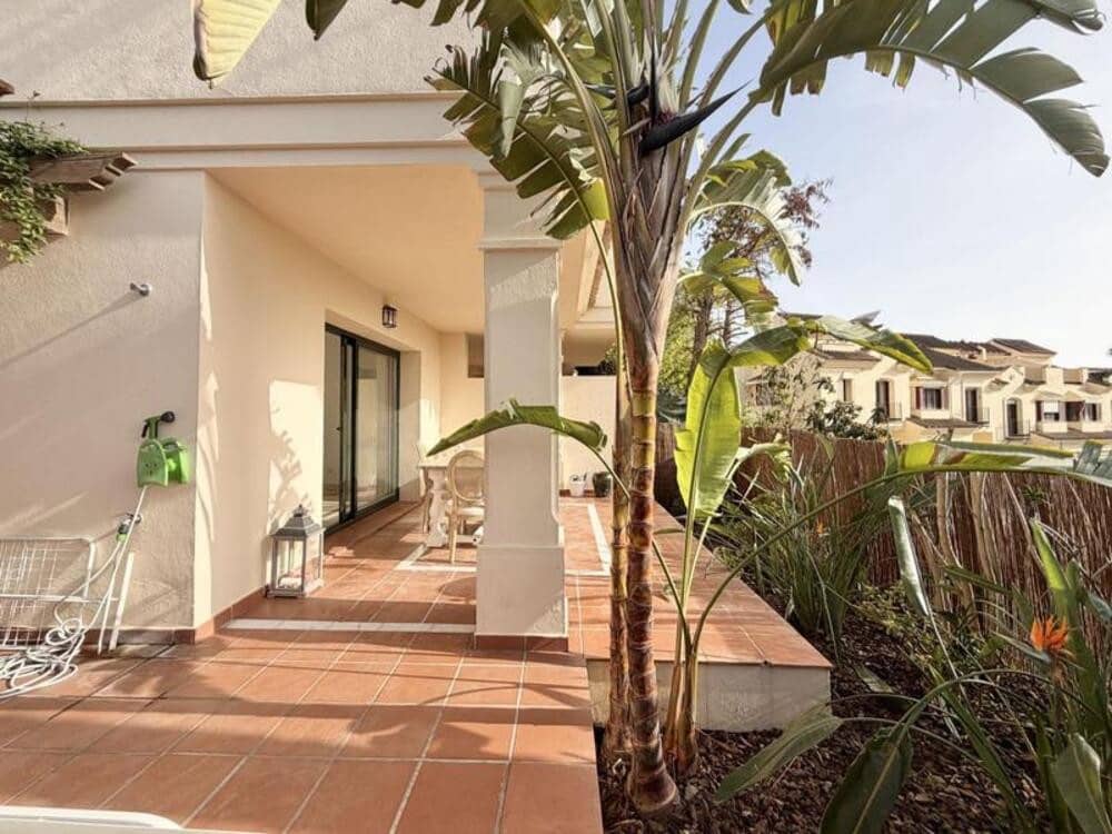 Apartamento de 3 habitaciones en Marbella en alquiler con piscina garaje - 3.000 € (Ref: 9803992)