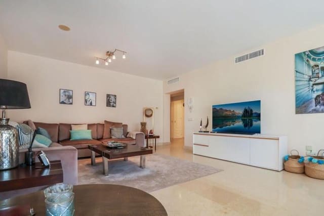 2 slaapkamer Appartement te koop in Los Arqueros - Puerto del Almendro, Benahavís met zwembad garage - € 535.000 (Ref: 9805949)