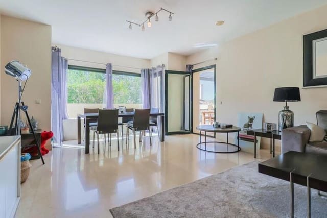 2 slaapkamer Appartement te koop in Los Arqueros - Puerto del Almendro, Benahavís met zwembad garage - € 535.000 (Ref: 9805949)