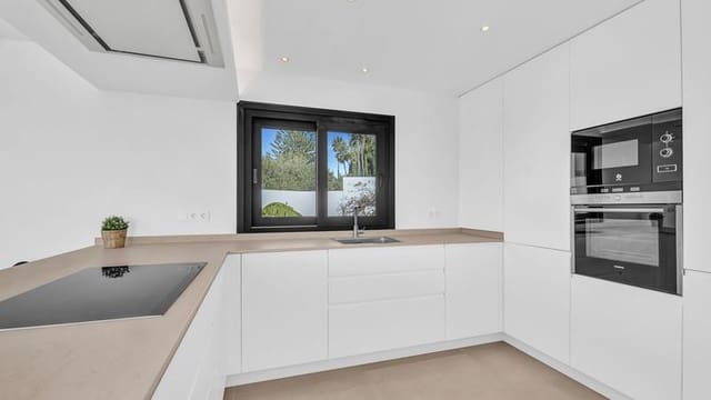 4 soverom Villa til leie i Elviria, Marbella med svømmebasseng garasje - € 11 000 (Ref: 9805950)