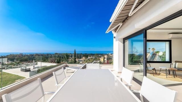 4 bedroom Villa for rent in Elviria, Marbella with pool garage - € 11,000 (Ref: 9805950)