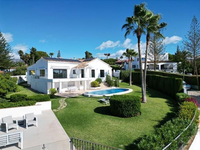 4 bedroom Villa for rent in Elviria, Marbella with pool garage - € 11,000 (Ref: 9805950)