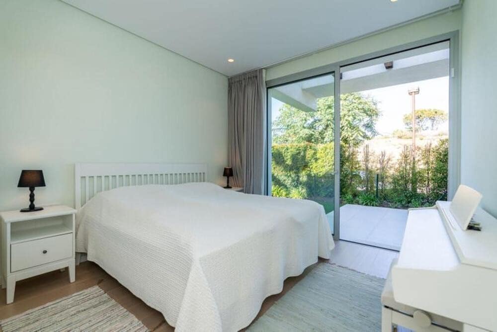 3 chambre Appartement à vendre à Benahavis avec piscine garage - 895 000 € (Ref: 9805951)