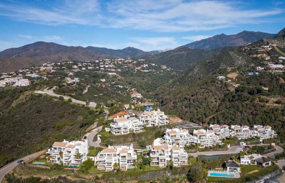 3 chambre Appartement à vendre à Benahavis avec piscine garage - 895 000 € (Ref: 9805951)