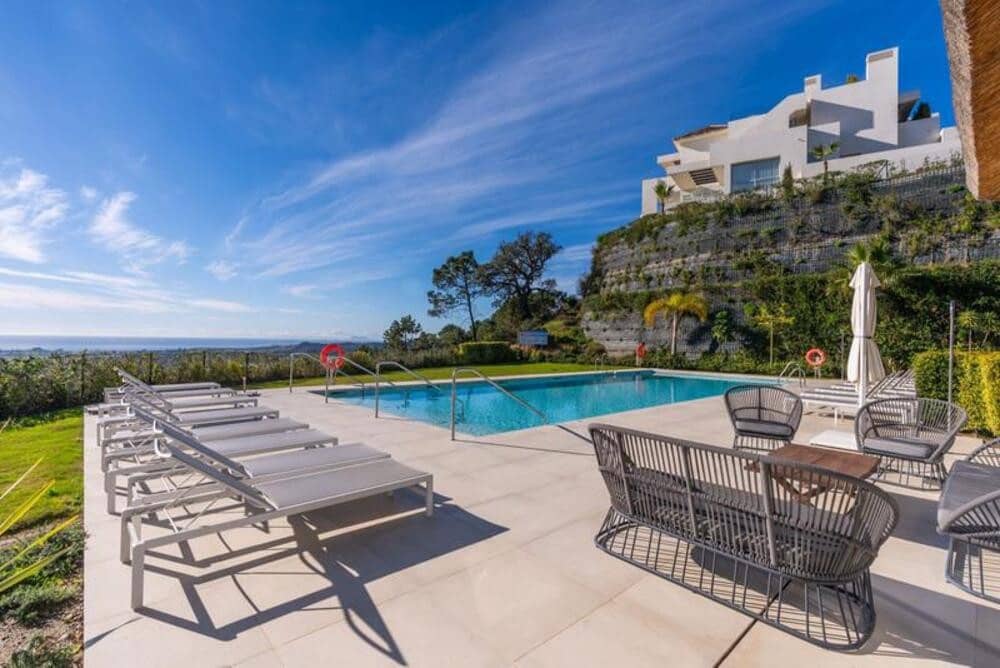 3 chambre Appartement à vendre à Benahavis avec piscine garage - 895 000 € (Ref: 9805951)