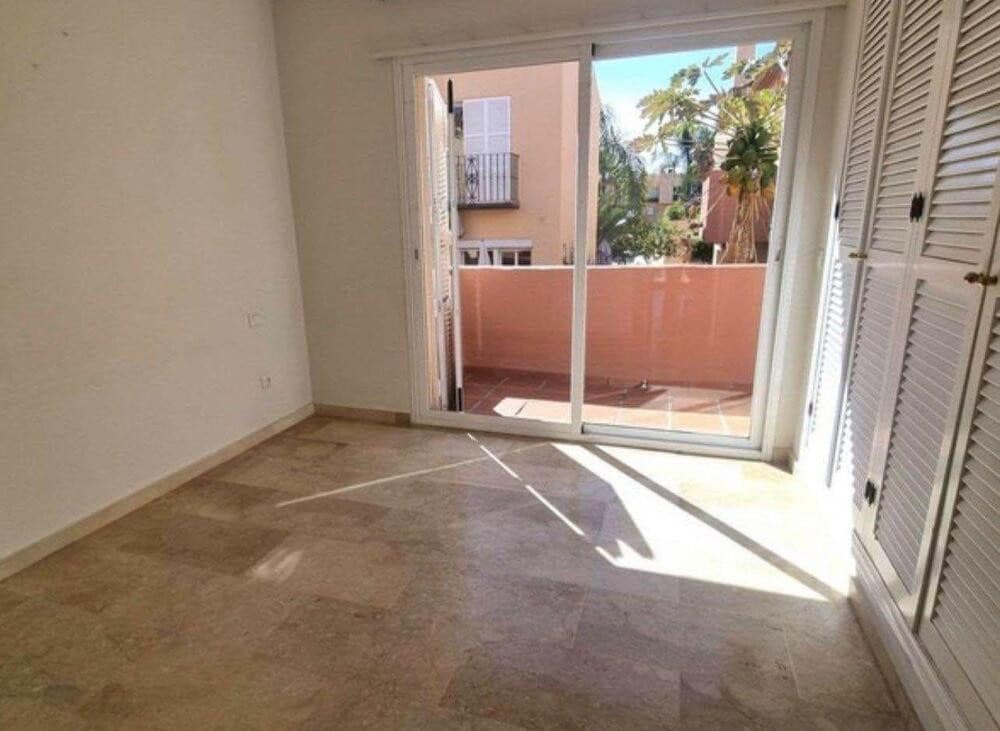 3 slaapkamer Huis te huur in Marbella met zwembad garage - € 2.500 (Ref: 9805952)