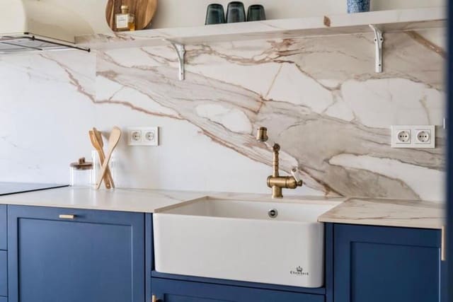 3 bedroom Townhouse for sale in San Pedro de Alcántara Pueblo, Marbella with pool - € 875,000 (Ref: 9807541)