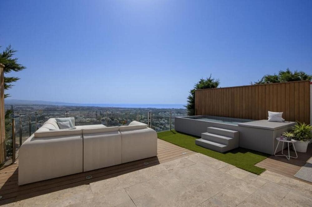 3 slaapkamer Huis te huur in Benahavis met zwembad garage - € 6.200 (Ref: 9807542)