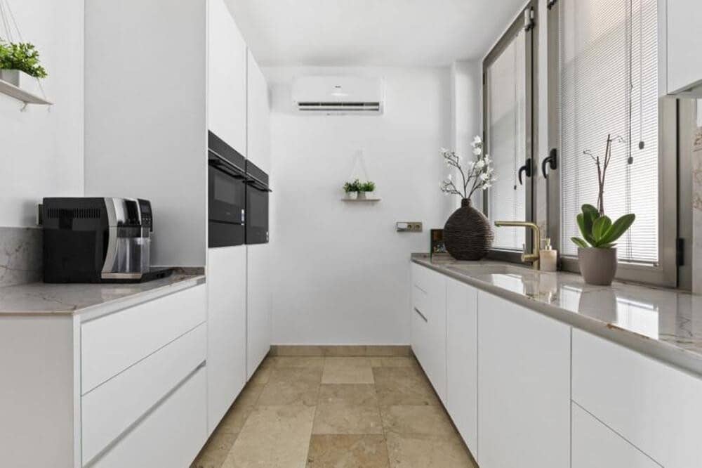 3 soveværelse Byhus til leje i Benahavis med swimmingpool garage - € 6.200 (Ref: 9807542)