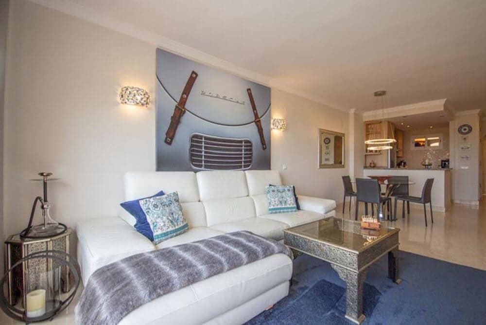 2 bedroom Apartment for sale in Marbella with pool garage - € 389,000 (Ref: 9811054)