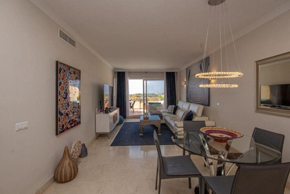 2 bedroom Apartment for sale in Marbella with pool garage - € 389,000 (Ref: 9811054)