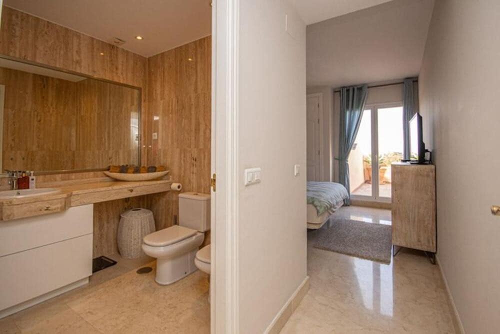 2 bedroom Apartment for sale in Marbella with pool garage - € 389,000 (Ref: 9811054)