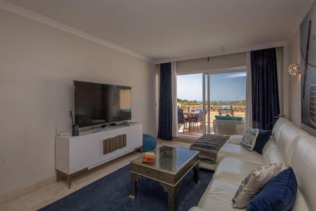 2 bedroom Apartment for sale in Santa María, Marbella with pool garage - € 389,000 (Ref: 9811054)